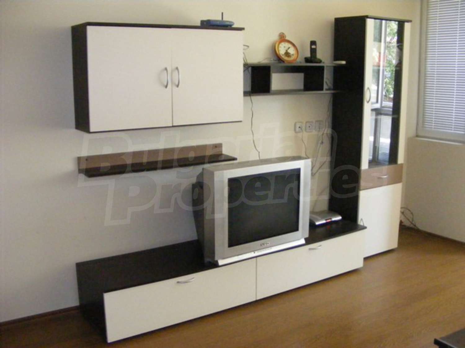 Gallery Picture 9