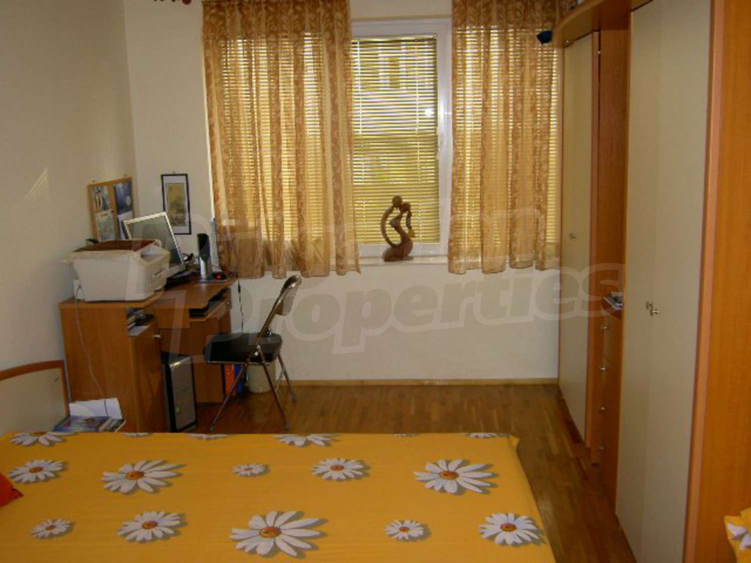 Gallery Picture 6