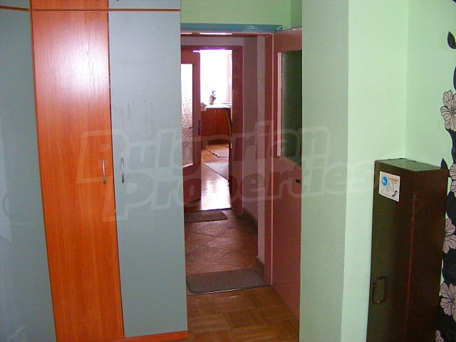 Gallery Picture 8