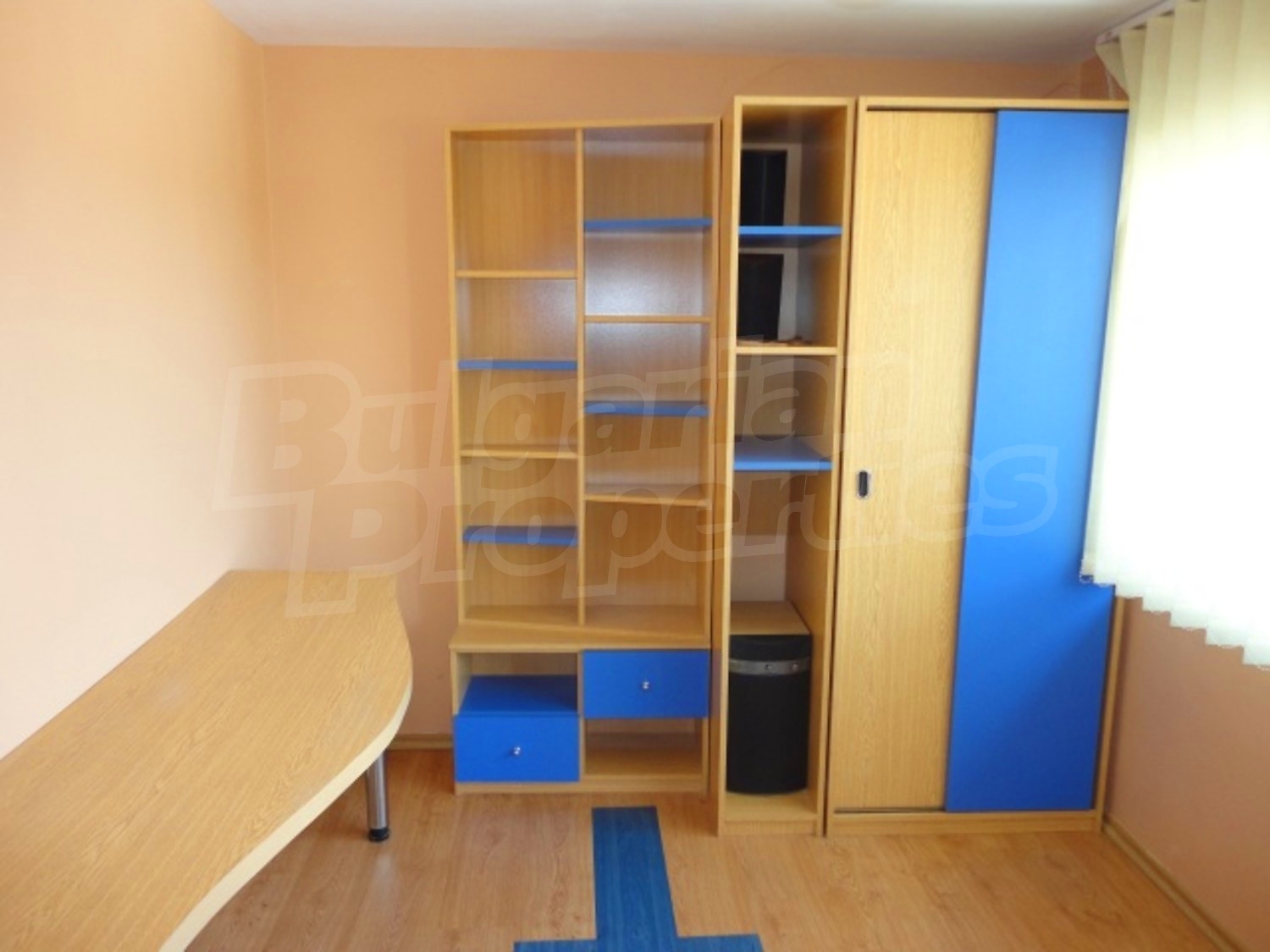 Gallery Picture 23