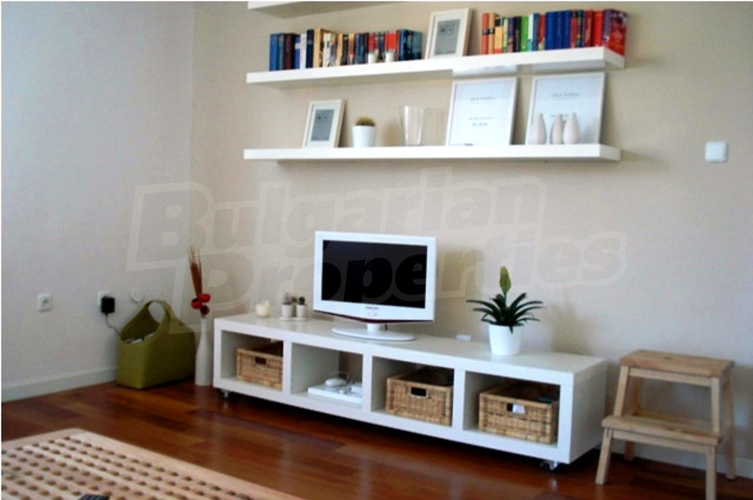 Gallery Picture 4