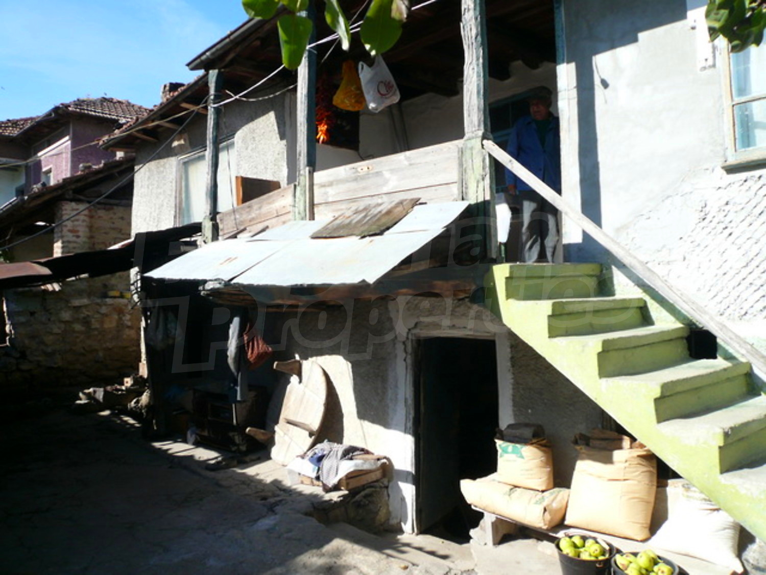 Gallery Picture 6