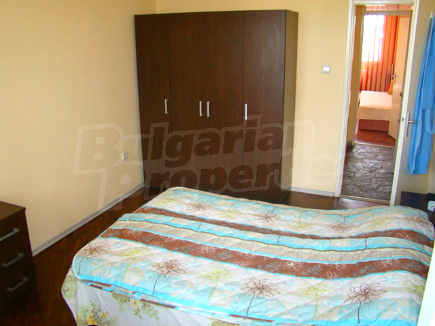 Gallery Picture 17