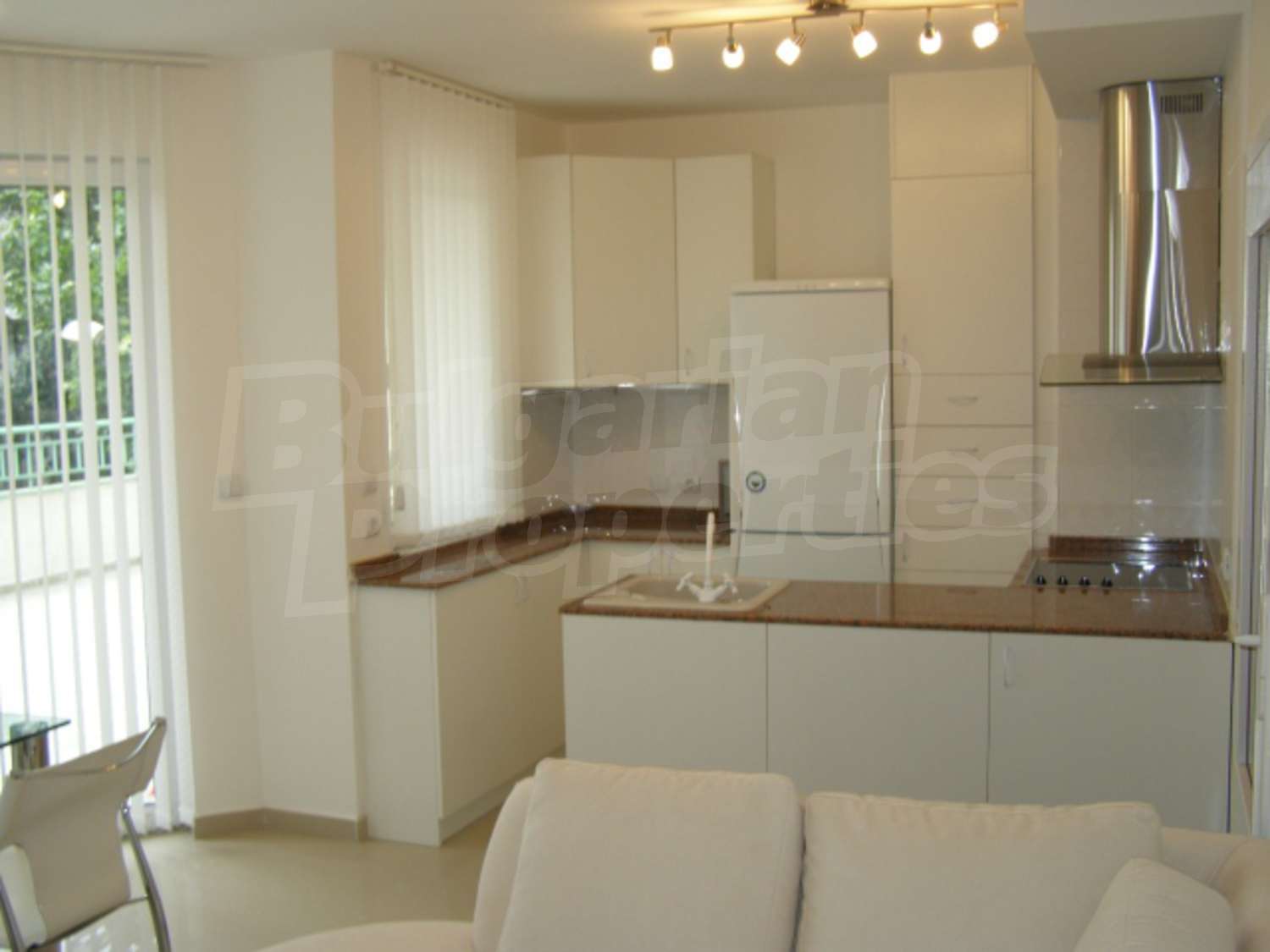 Gallery Picture 5