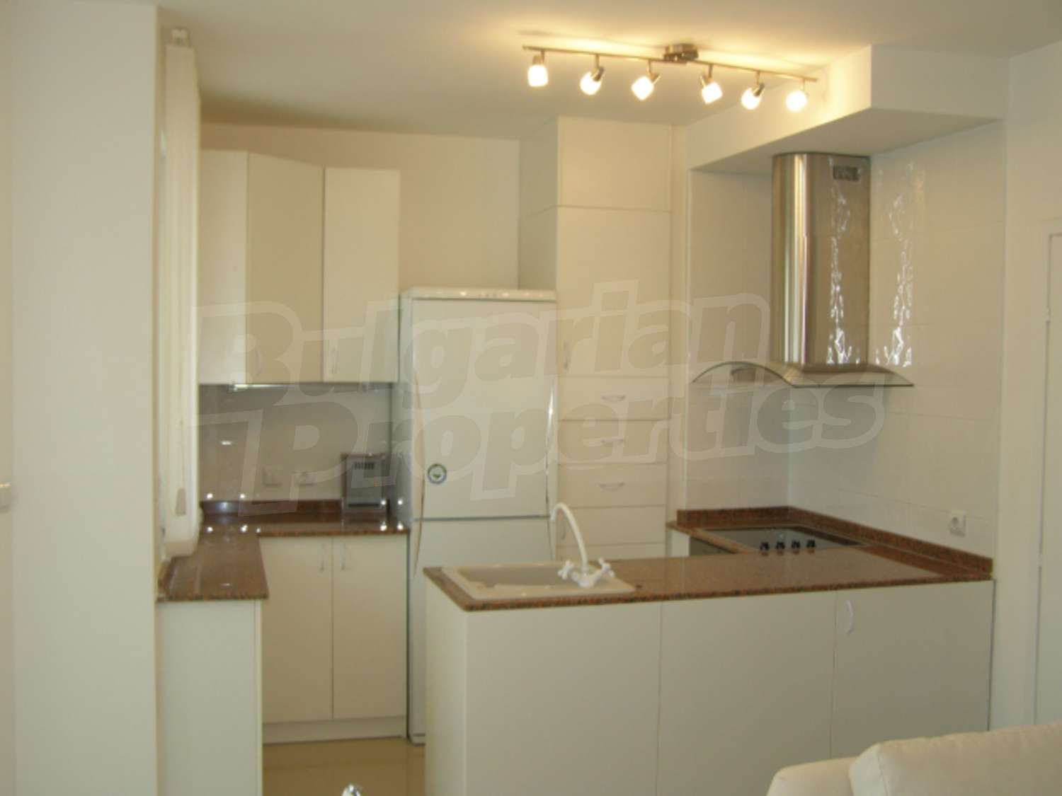 Gallery Picture 6