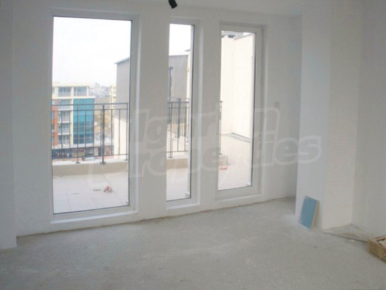 Gallery Picture 6