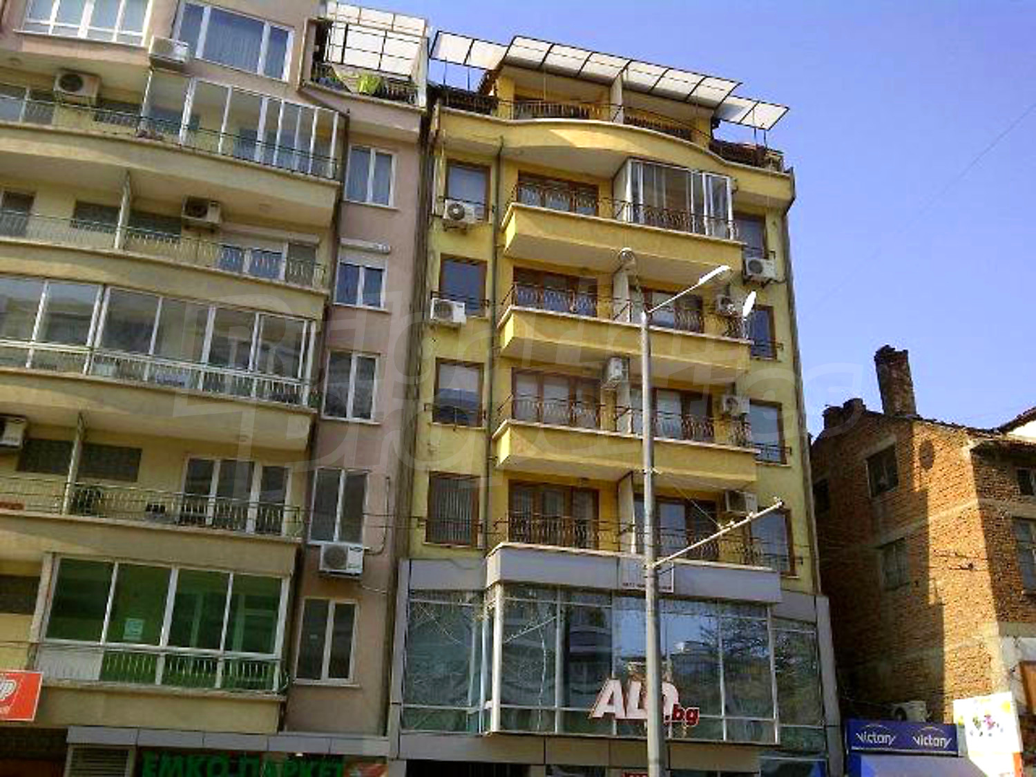 Gallery Picture 4