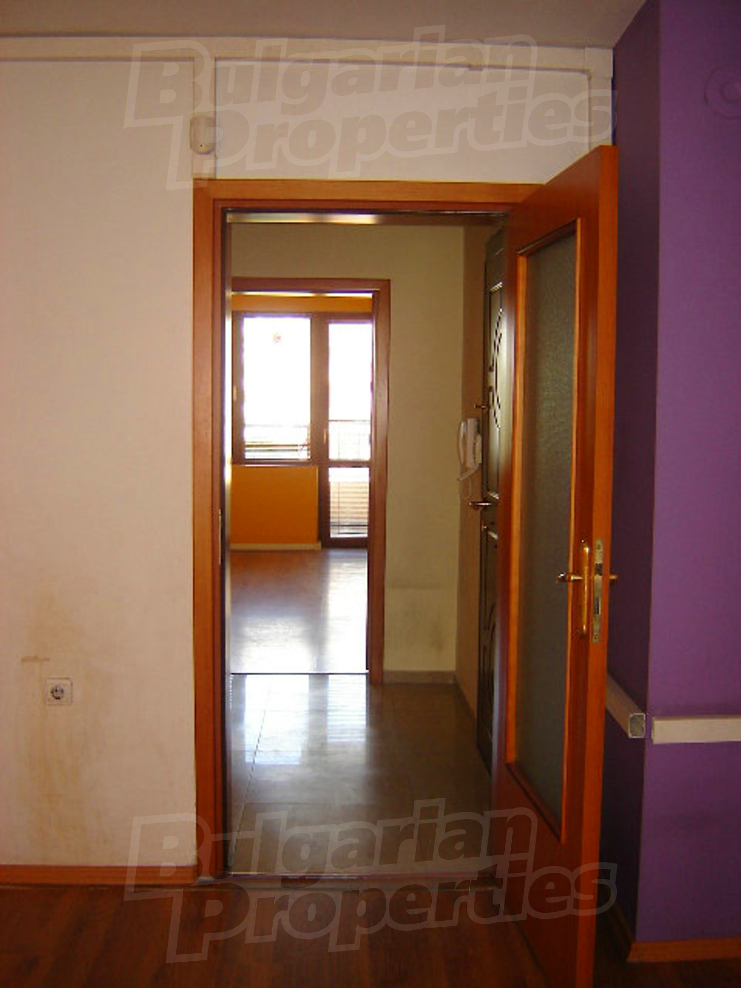 Gallery Picture 7