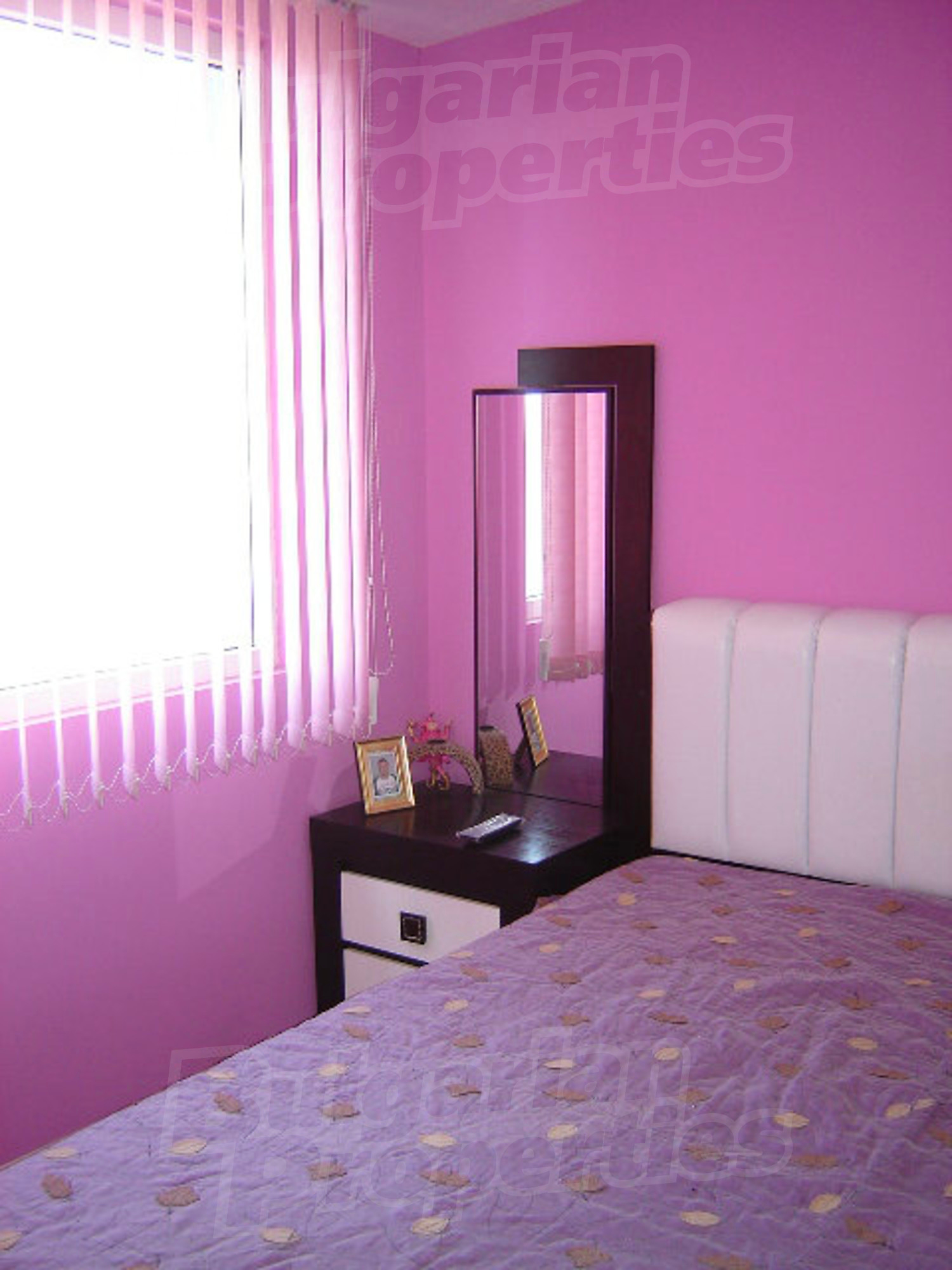 Gallery Picture 19