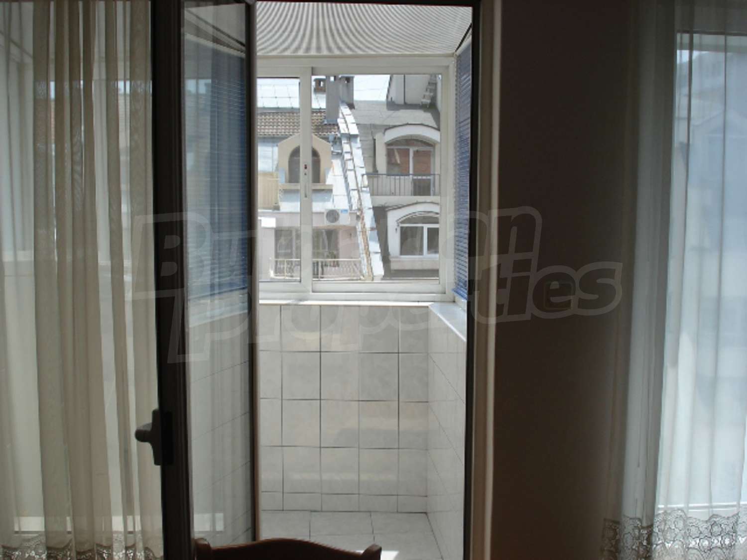 Gallery Picture 13