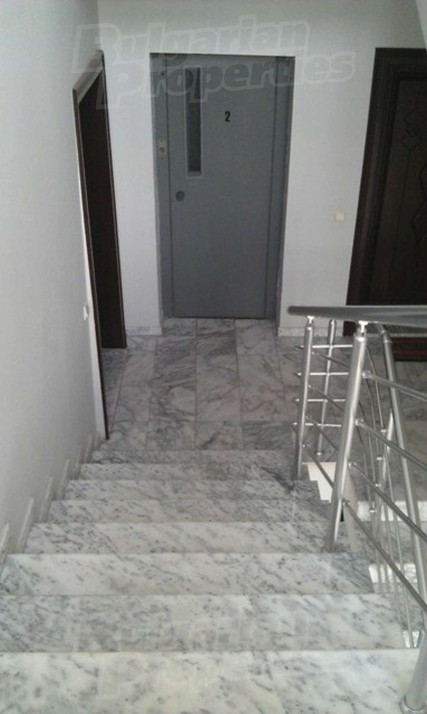 Gallery Picture 16
