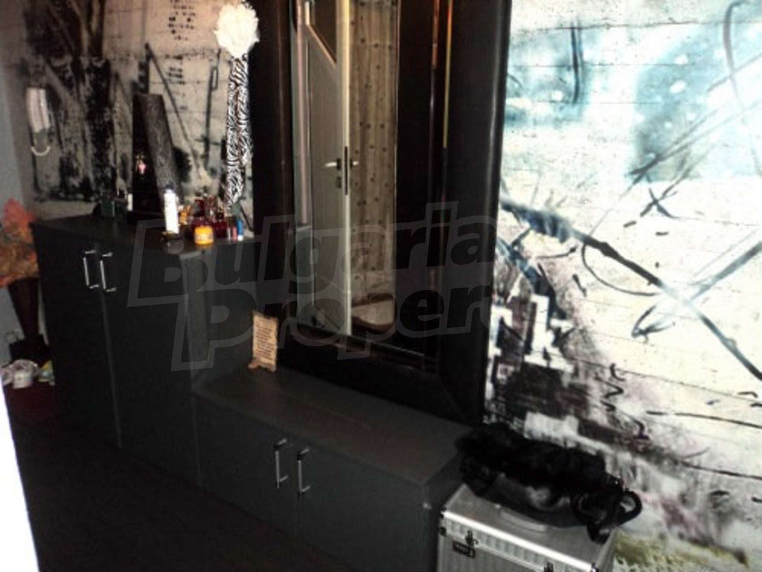 Gallery Picture 34