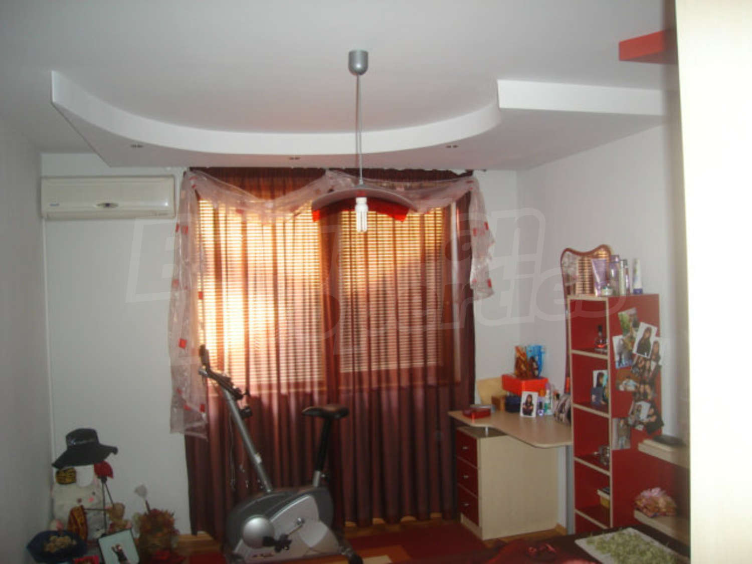 Gallery Picture 12