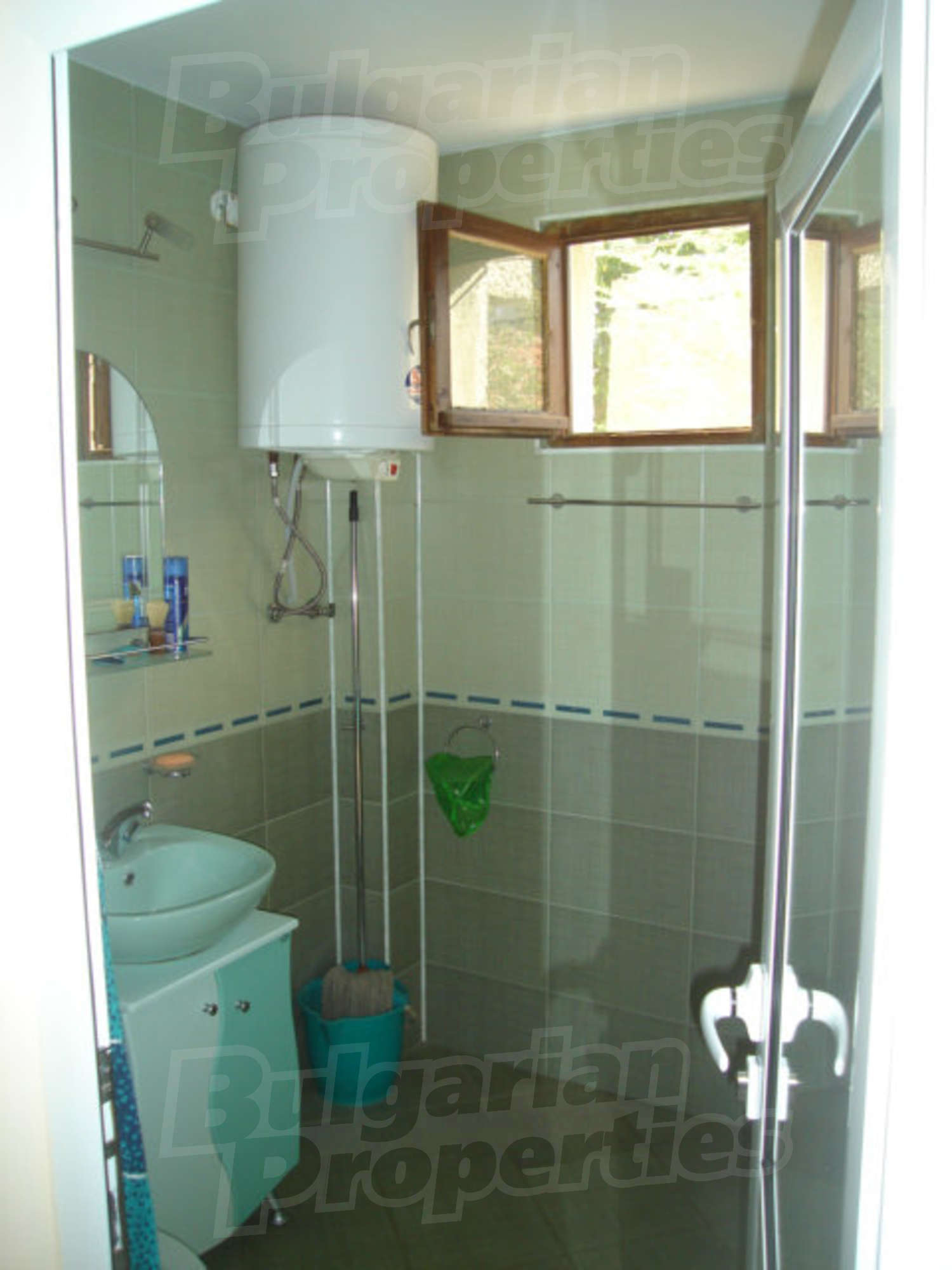 Gallery Picture 19