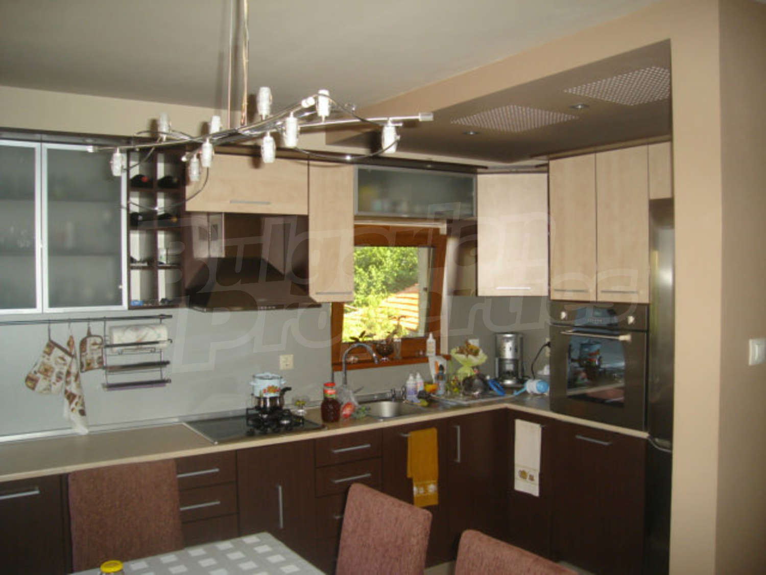 Gallery Picture 8