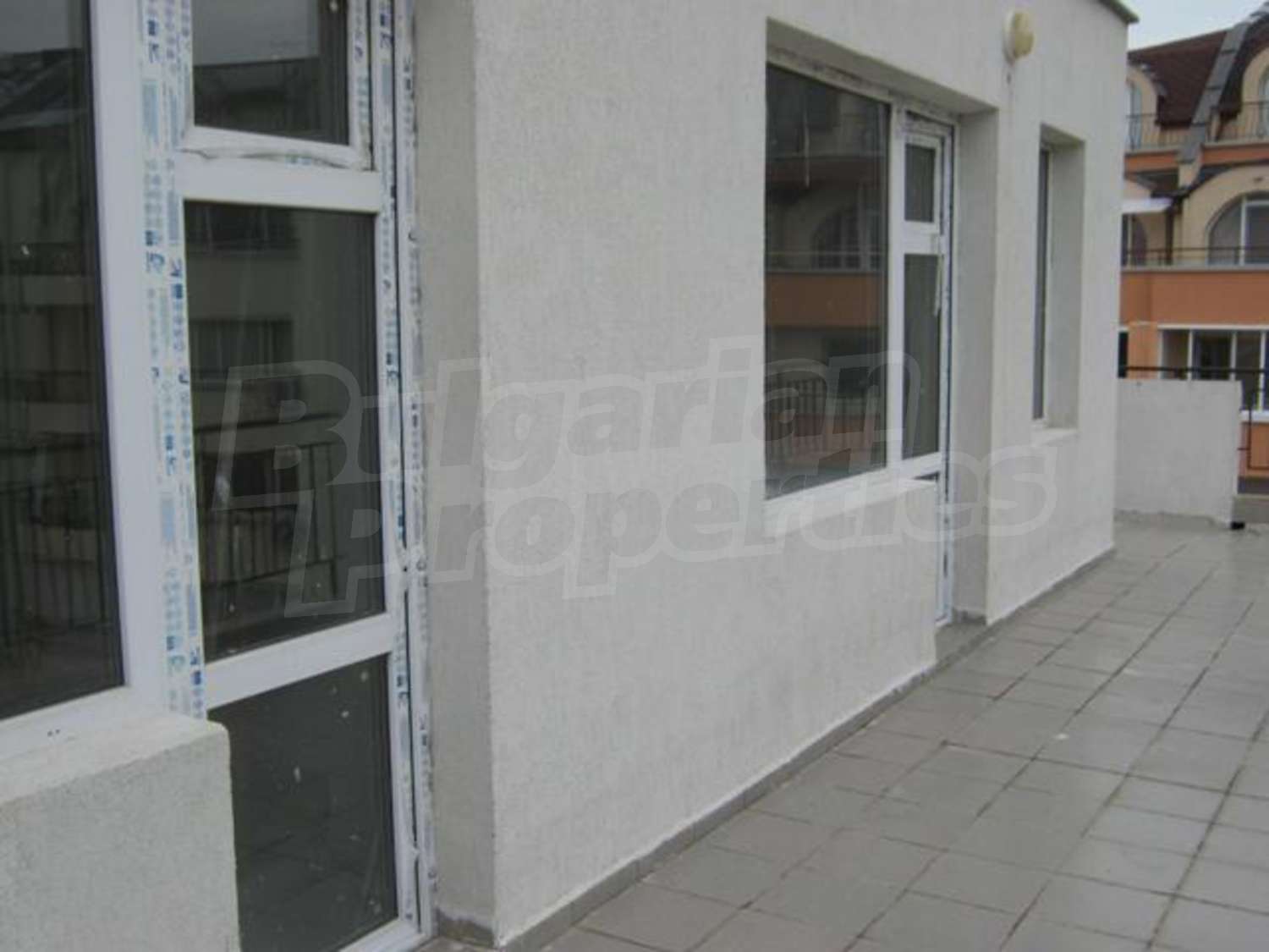 Gallery Picture 5