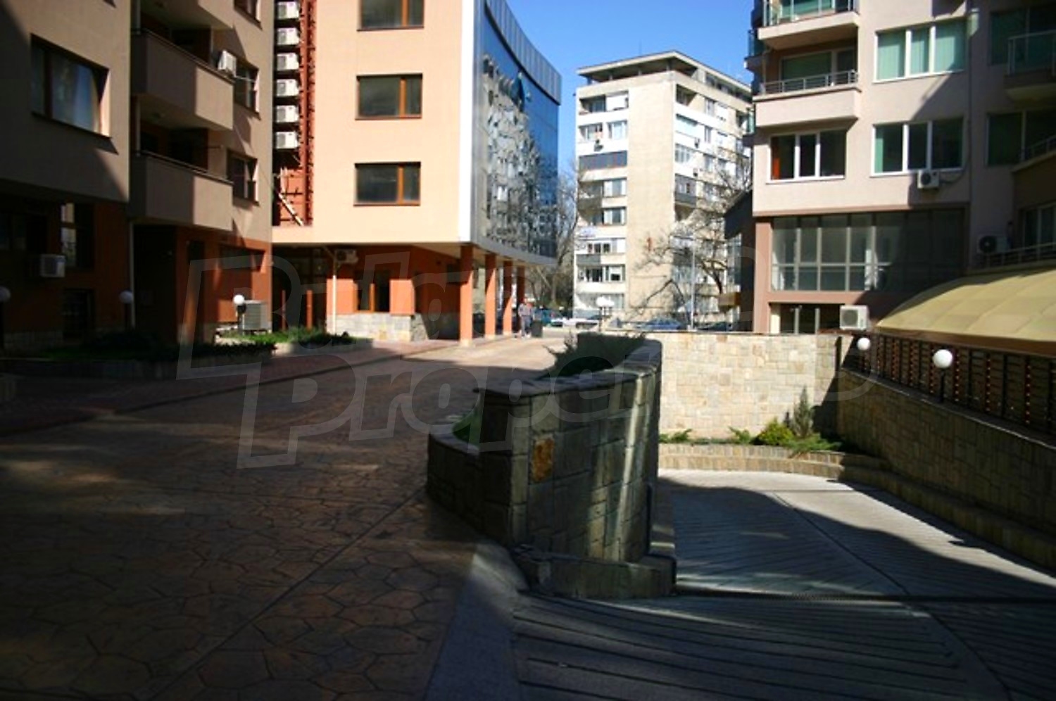 Gallery Picture 30