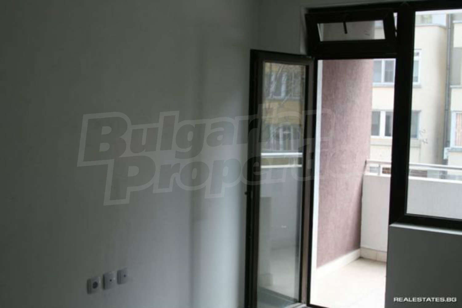 Gallery Picture 13