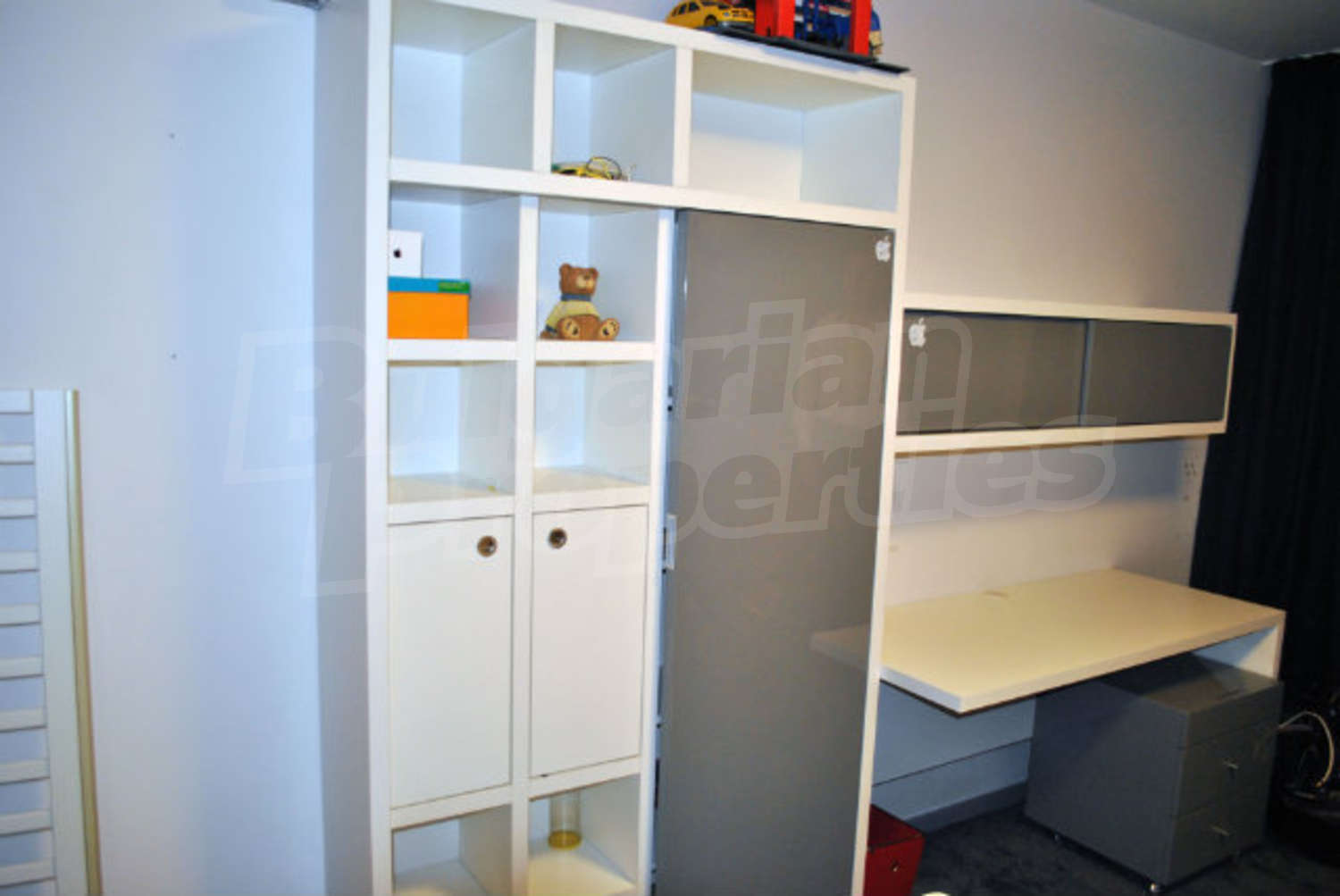 Gallery Picture 15
