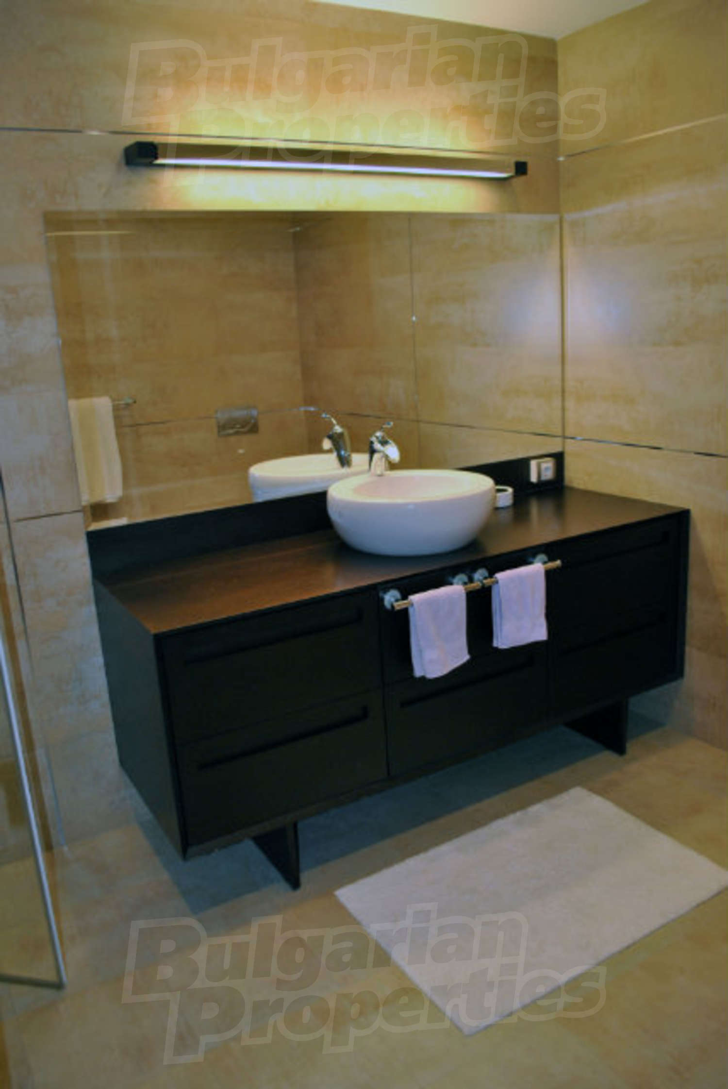 Gallery Picture 18