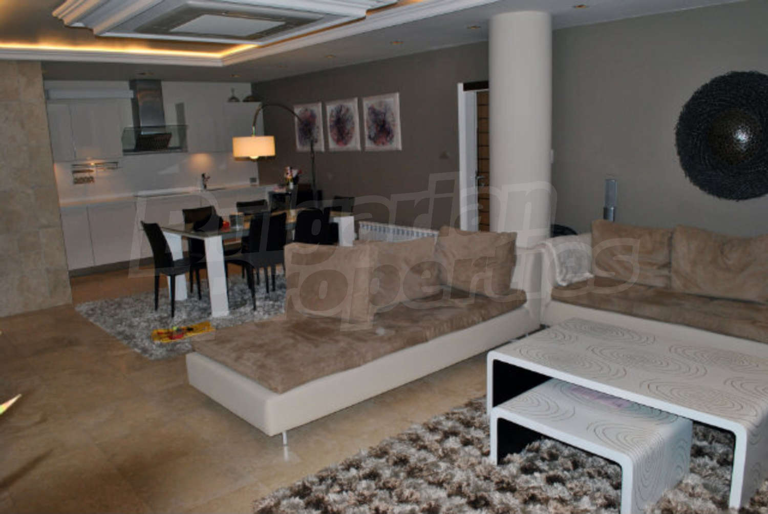 Gallery Picture 6