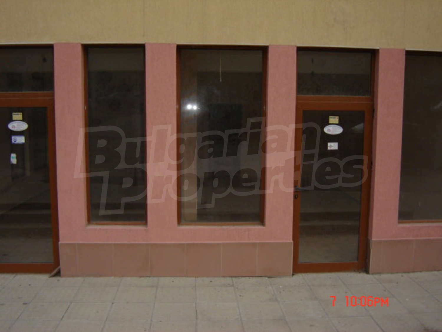 Gallery Picture 10