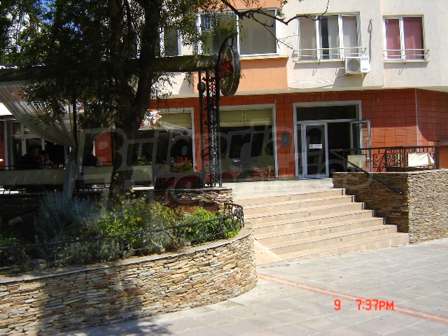 Gallery Picture 10