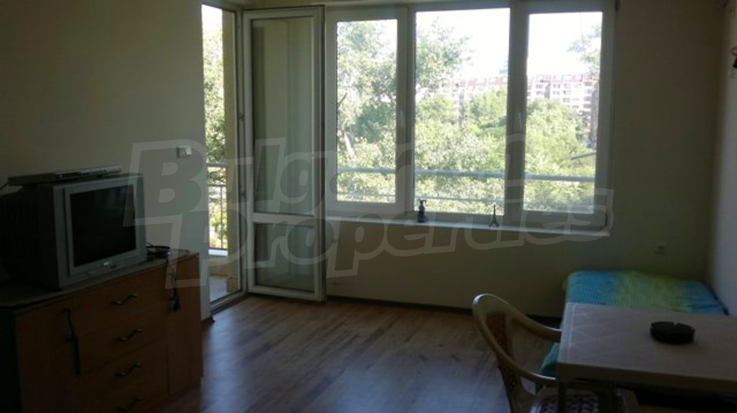 Gallery Picture 13