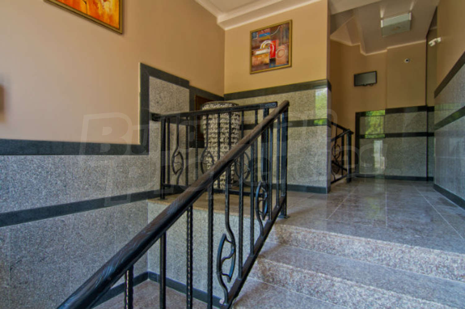 Gallery Picture 15