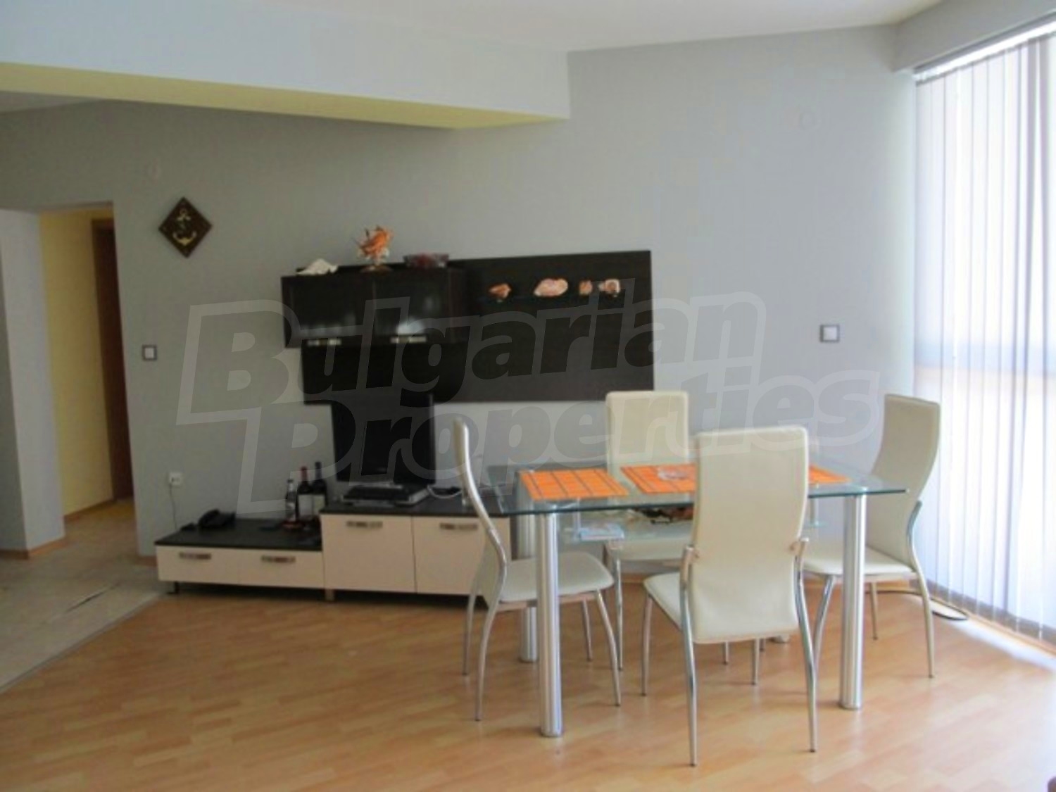 Gallery Picture 11