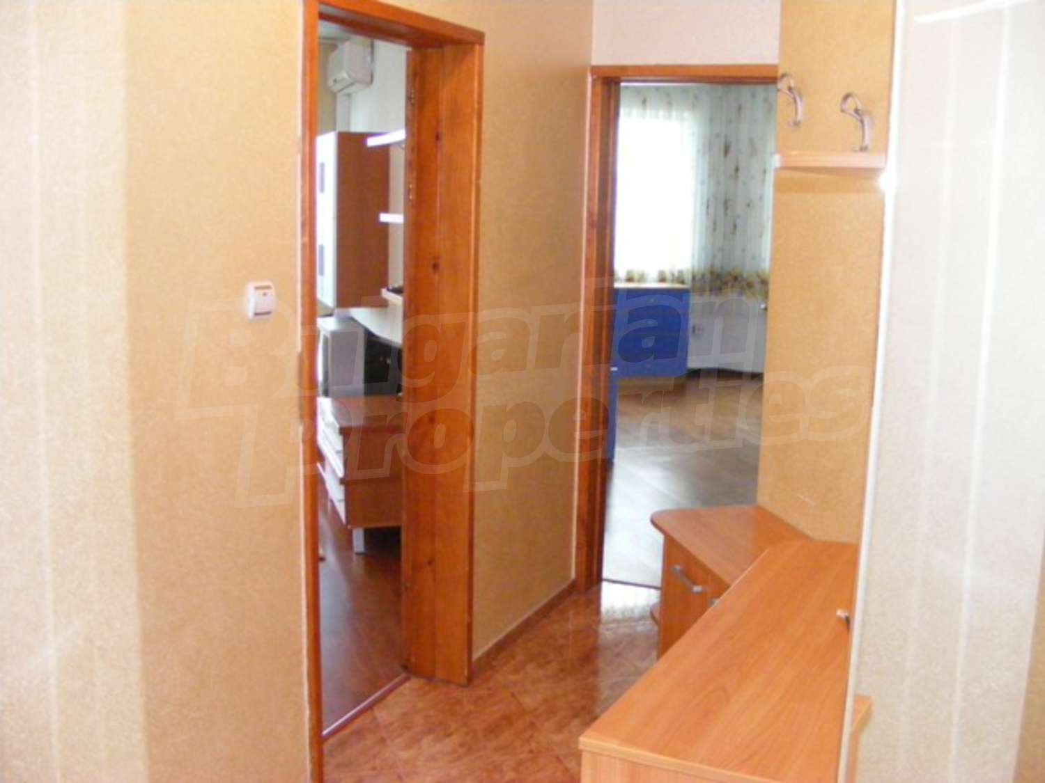 Gallery Picture 12