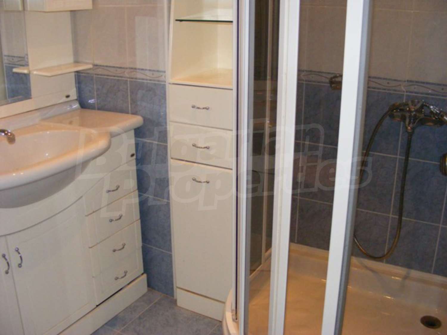 Gallery Picture 19