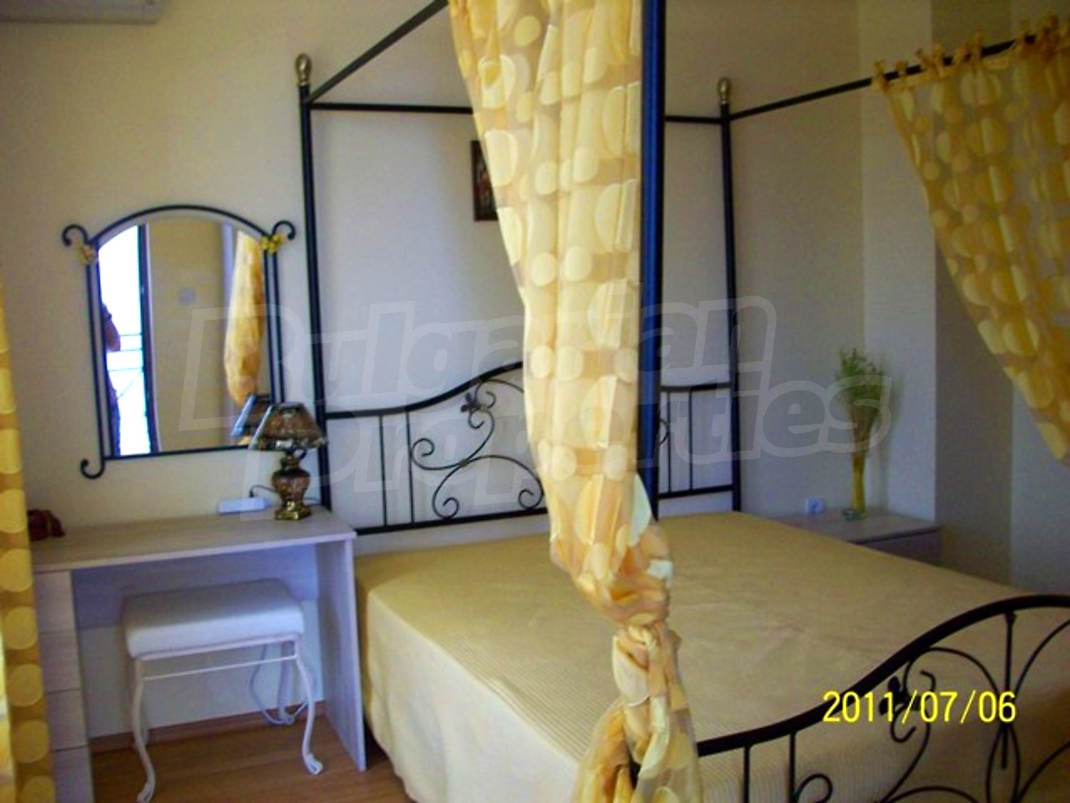 Gallery Picture 23