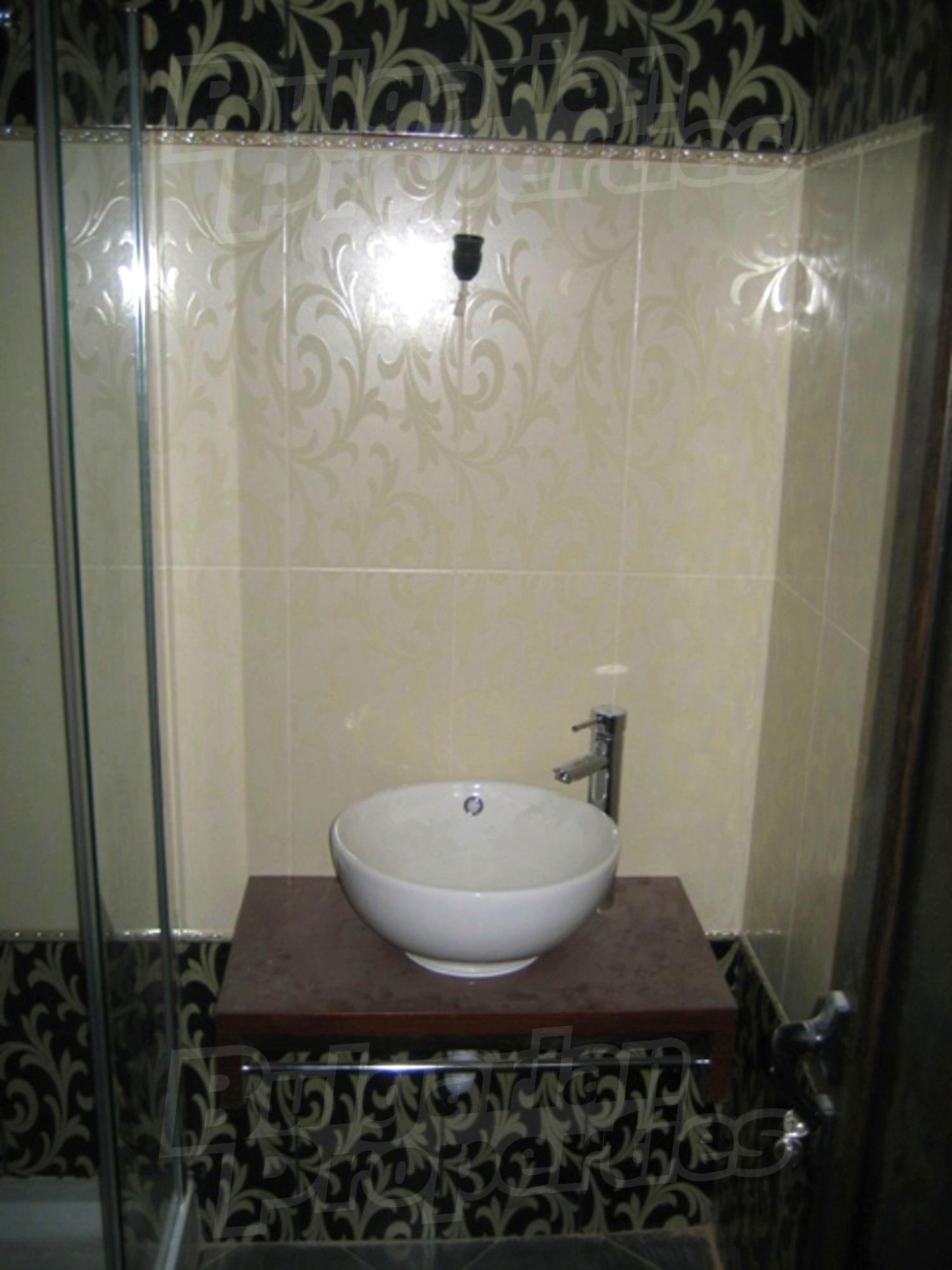 Gallery Picture 17