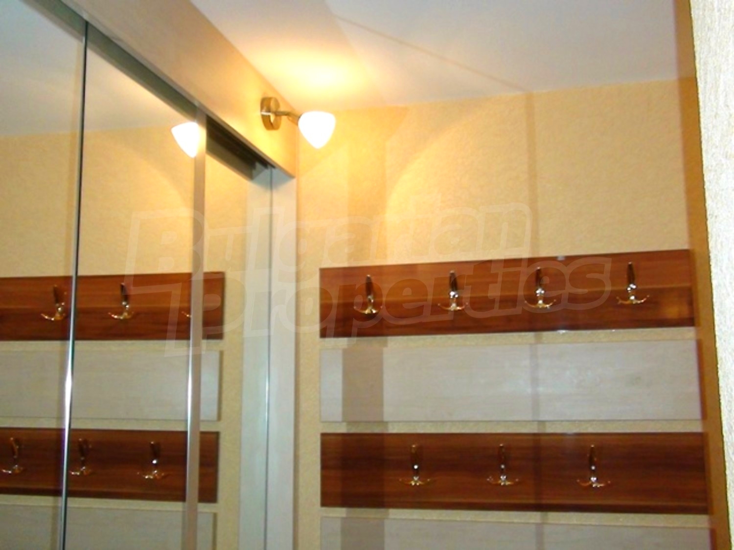 Gallery Picture 10