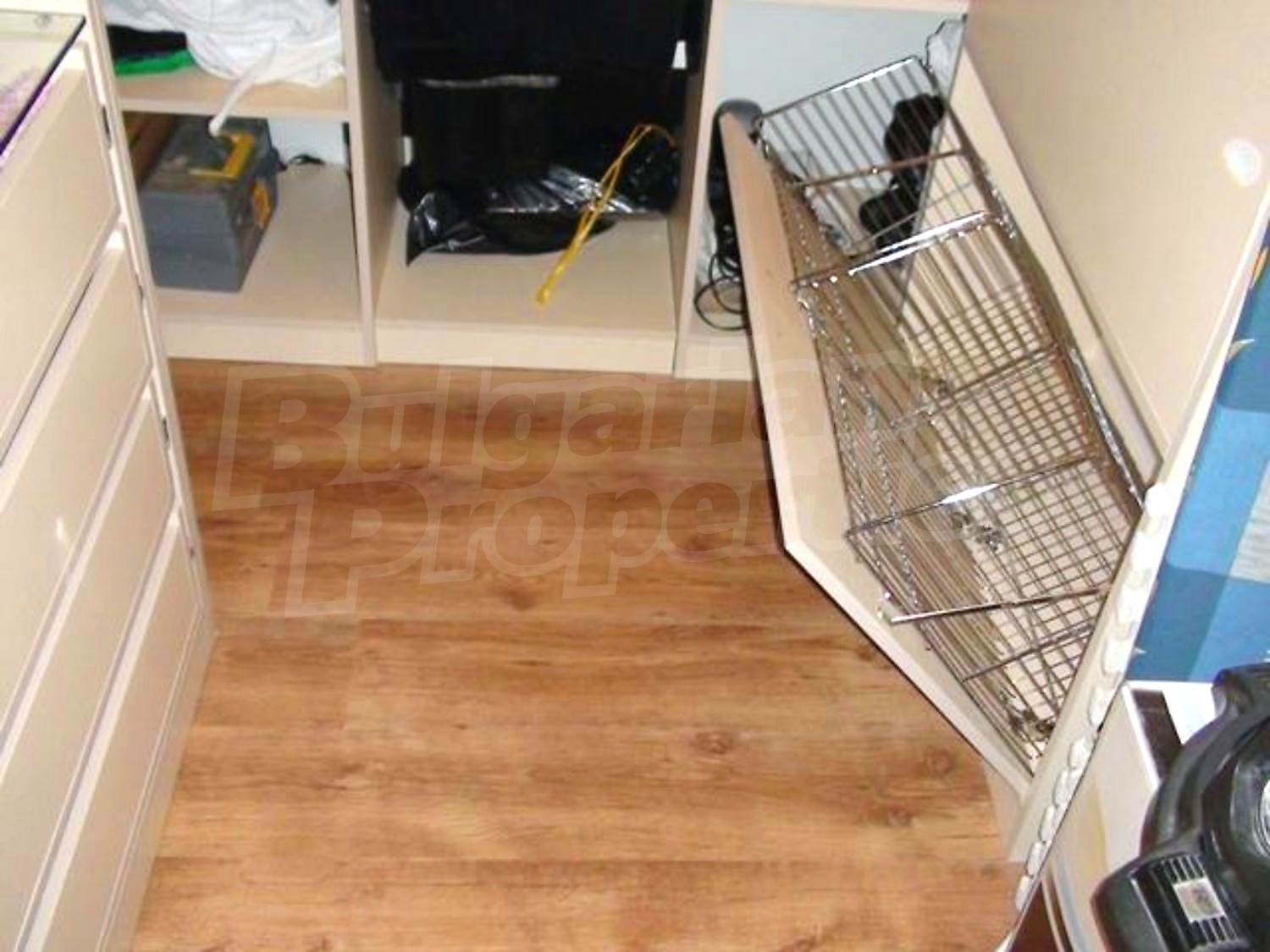 Gallery Picture 15