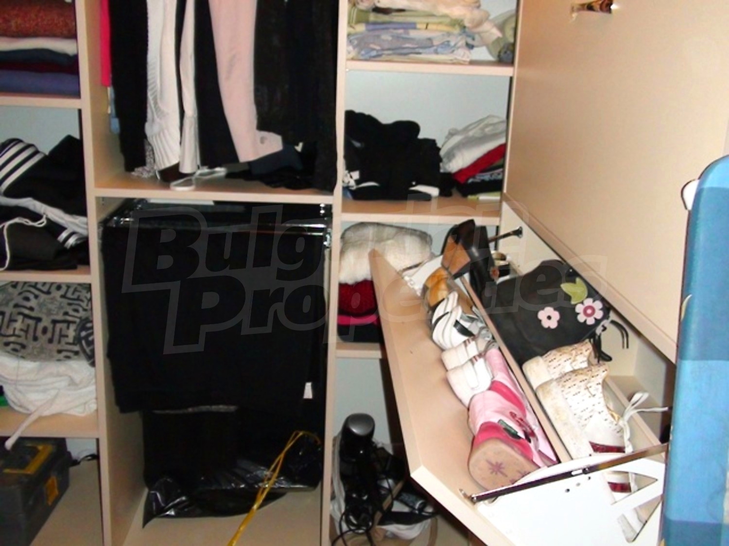 Gallery Picture 16
