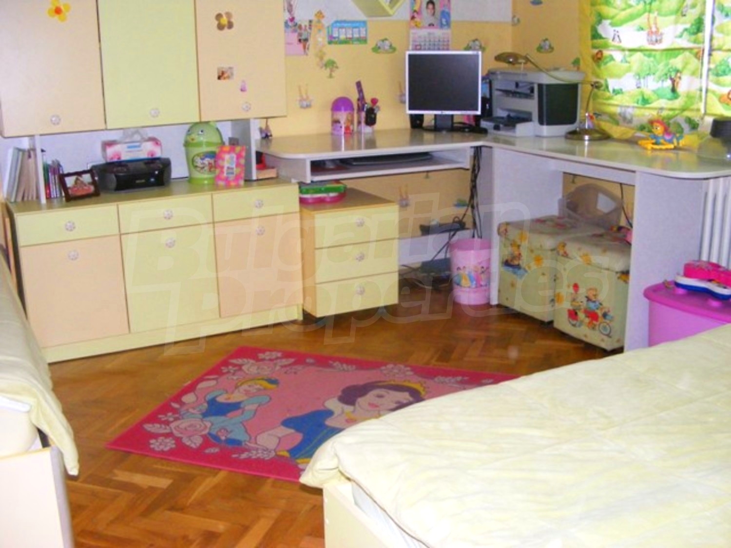 Gallery Picture 17