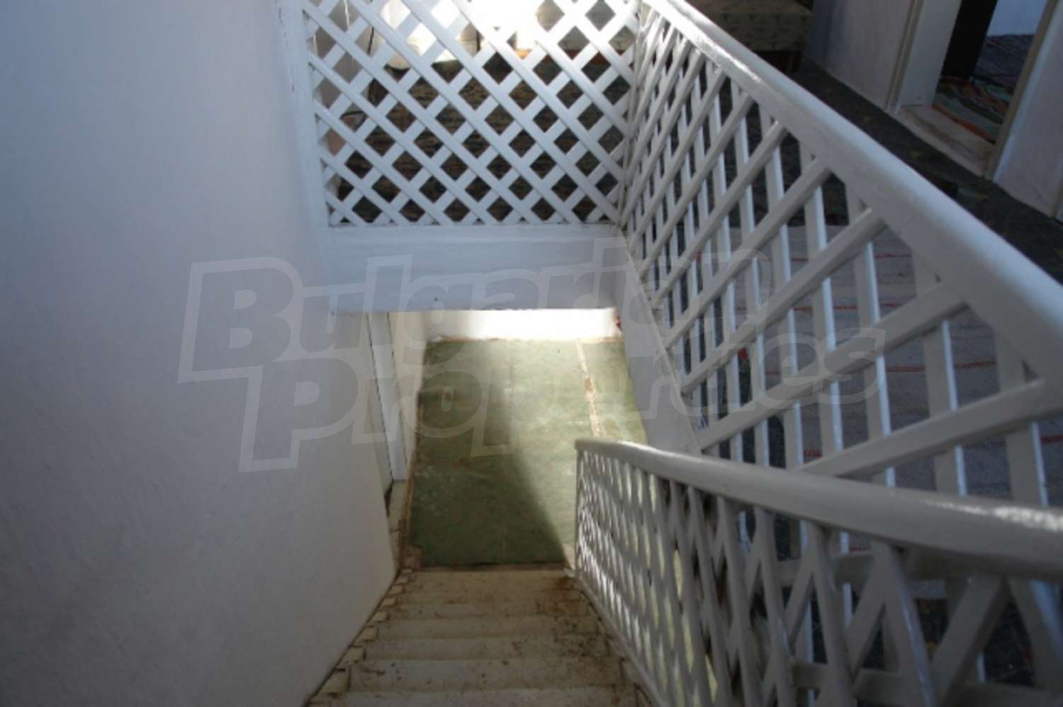 Gallery Picture 10