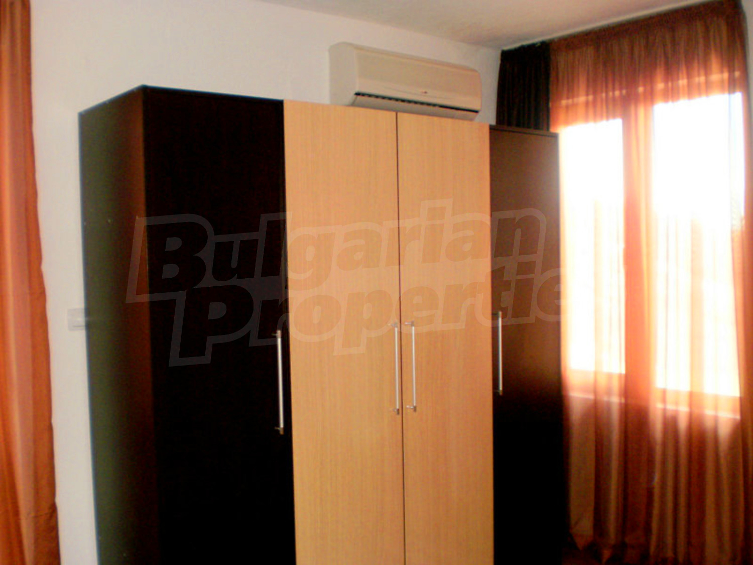 Gallery Picture 15