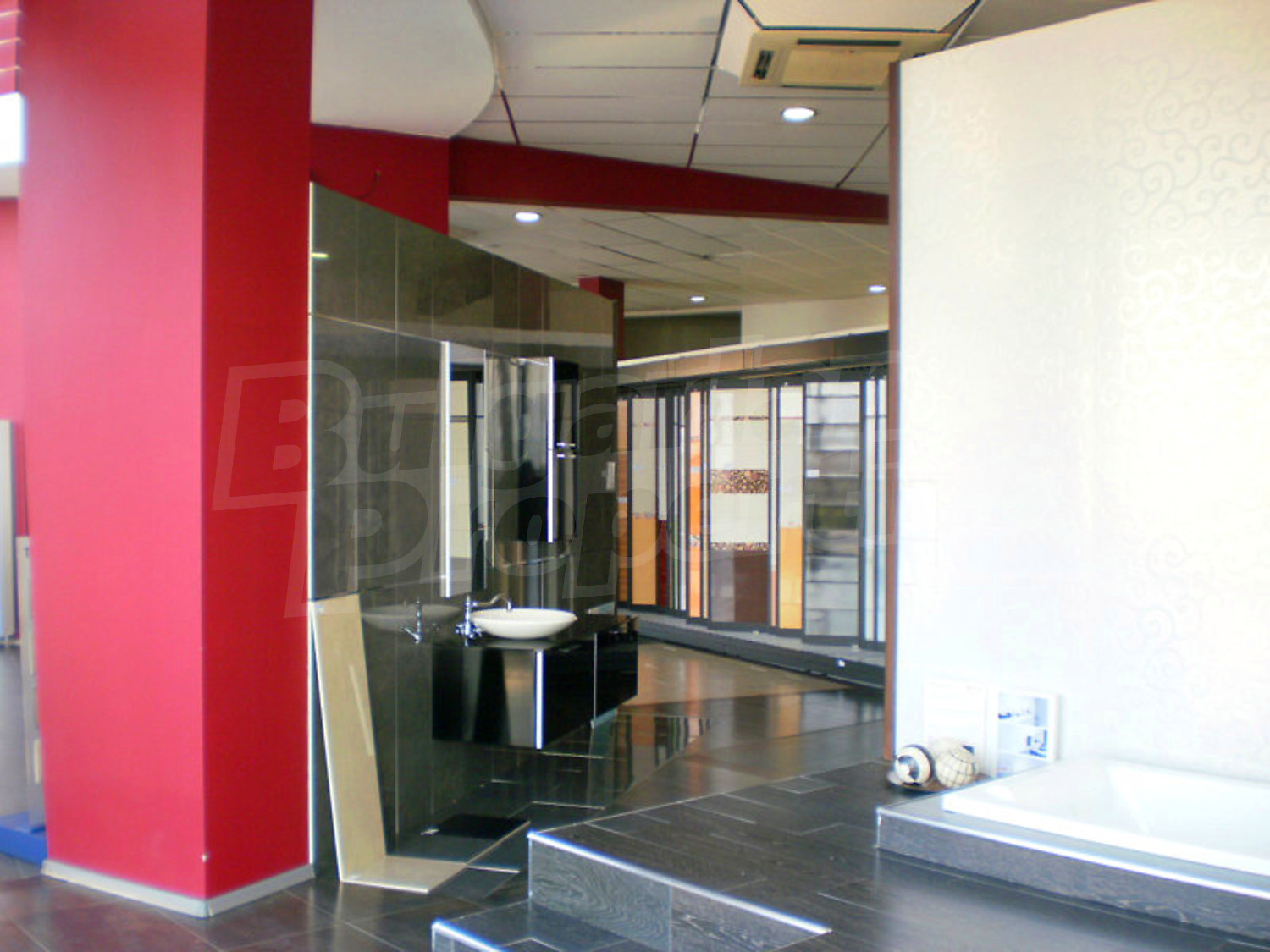 Gallery Picture 12