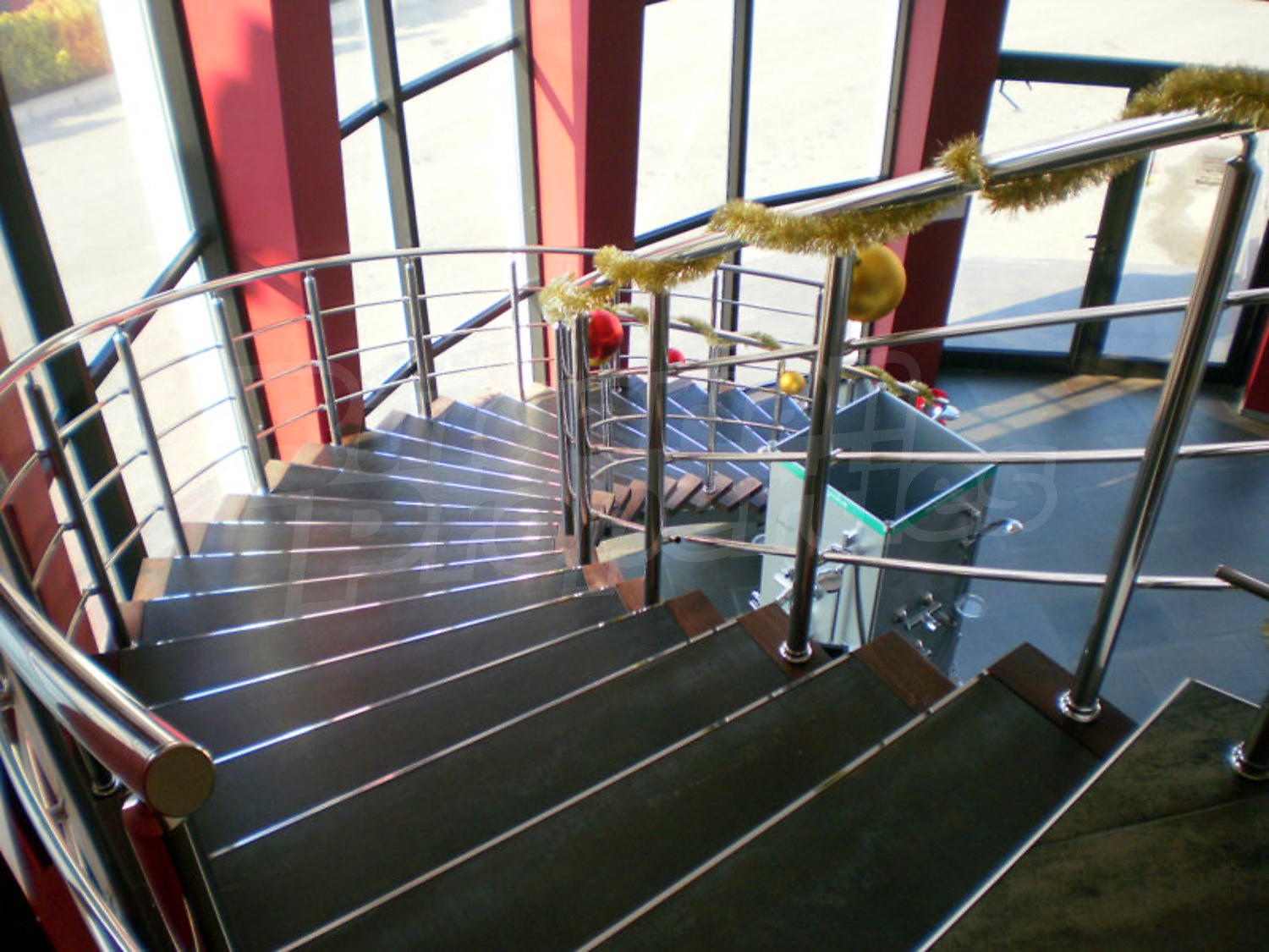 Gallery Picture 28