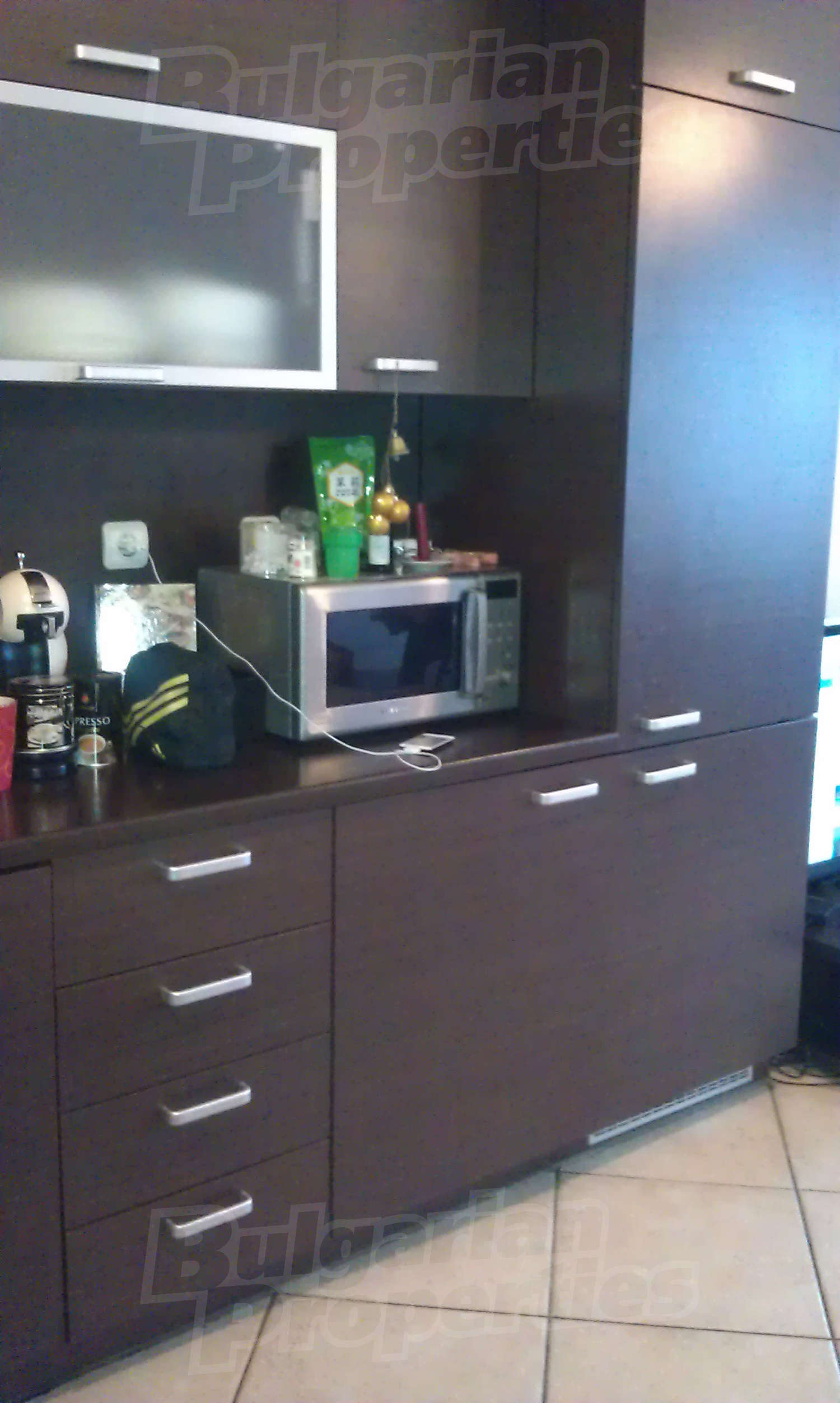 Gallery Picture 8