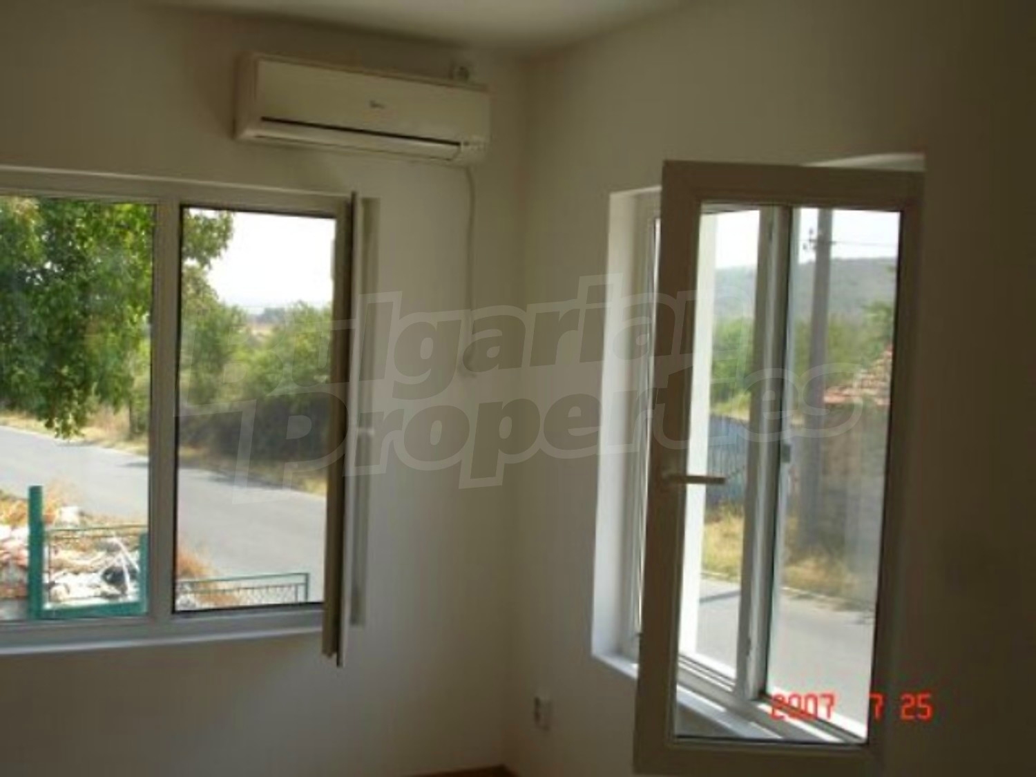 Gallery Picture 14