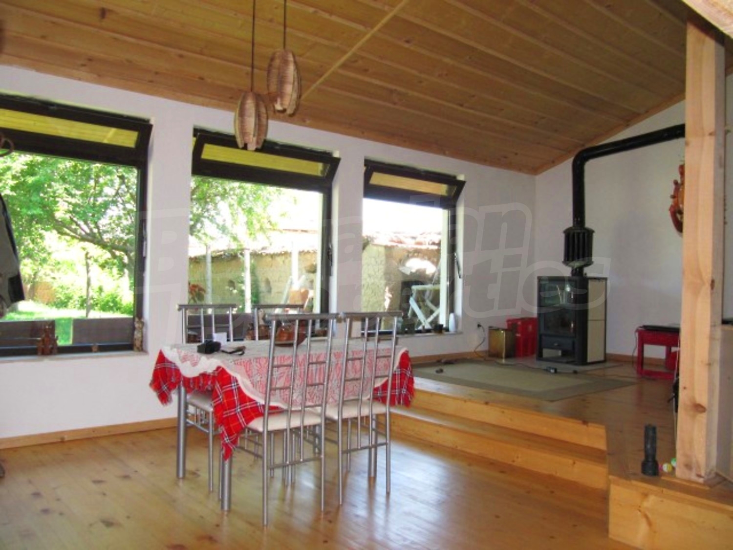 Gallery Picture 12