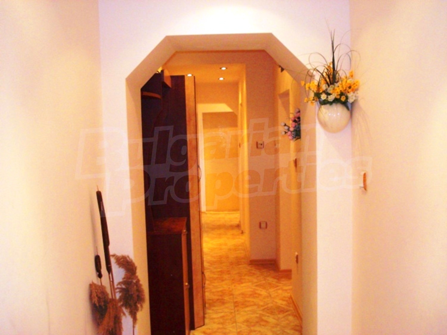 Gallery Picture 2