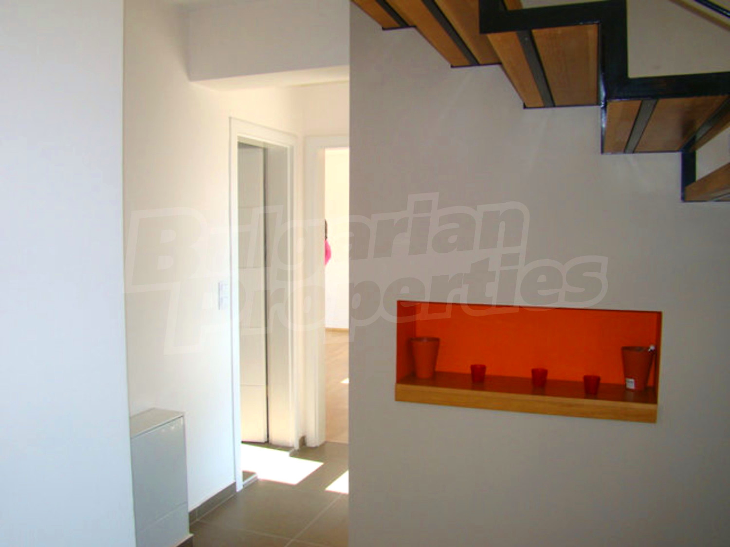 Gallery Picture 12