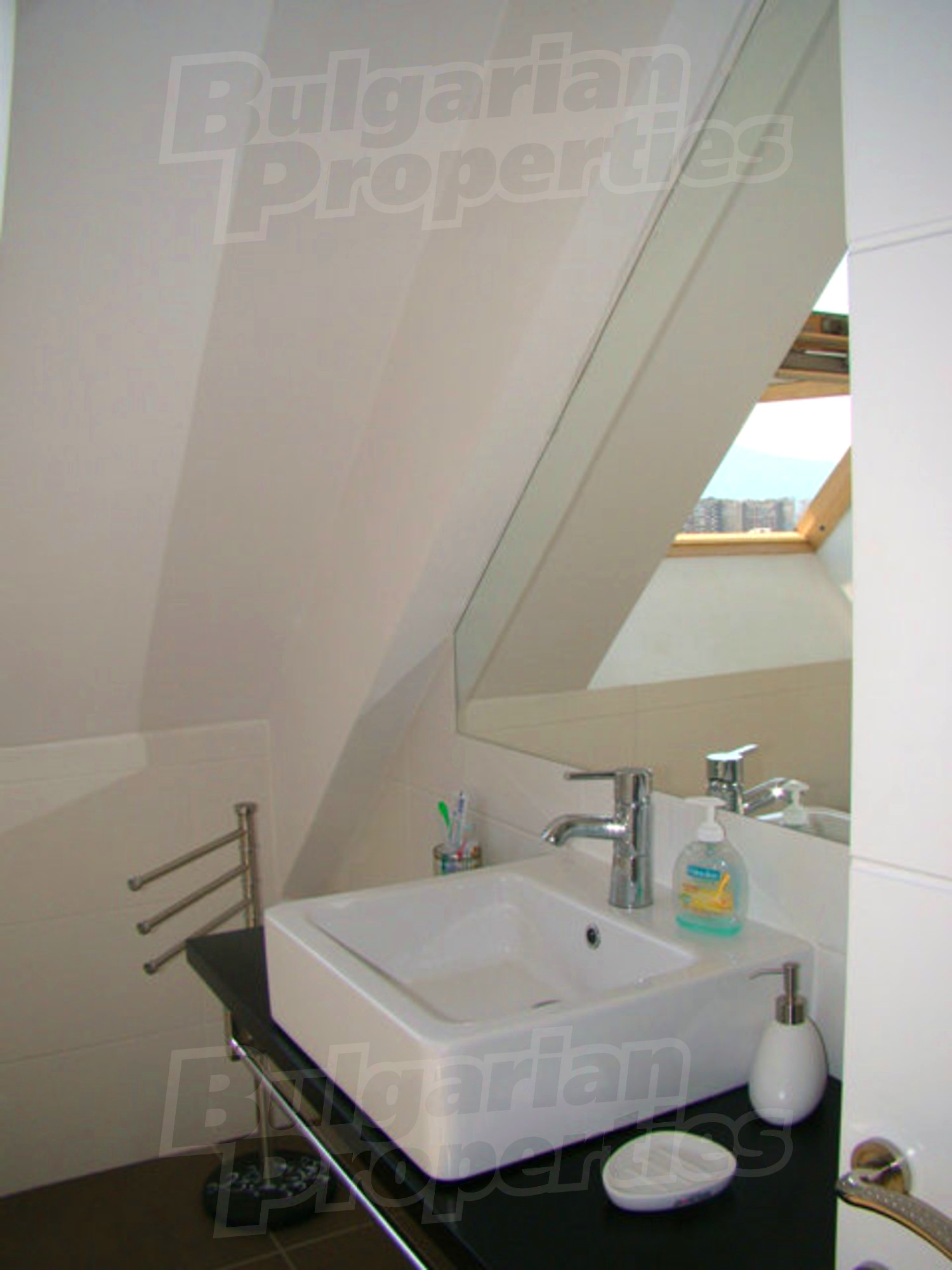 Gallery Picture 23