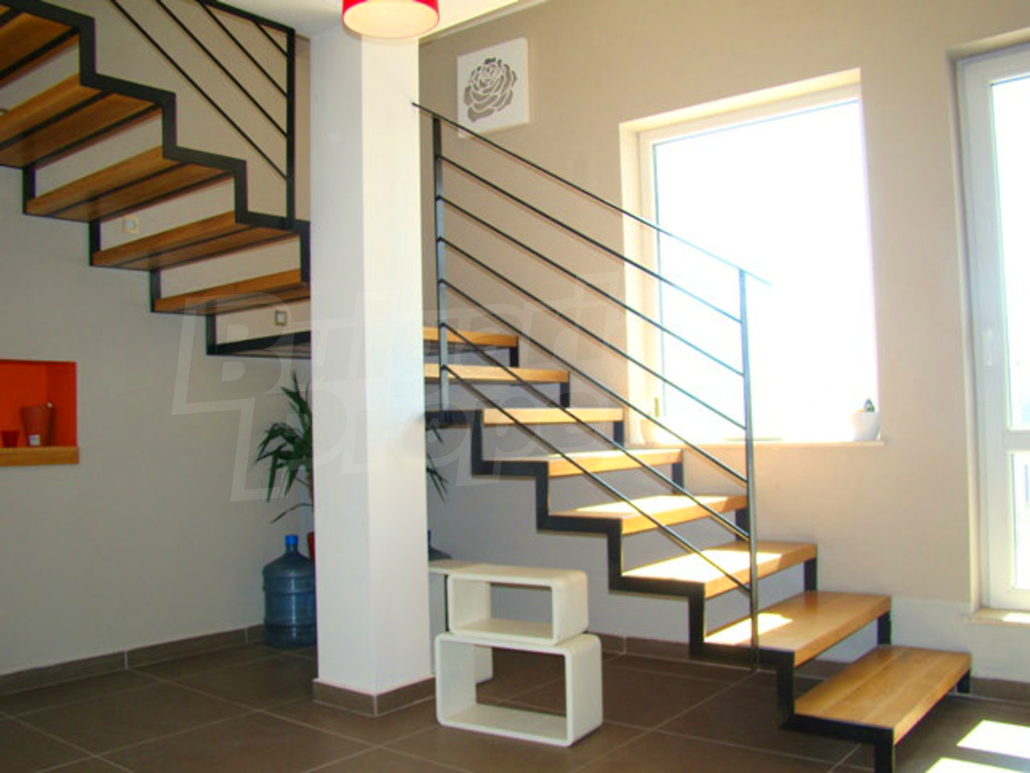 Gallery Picture 9