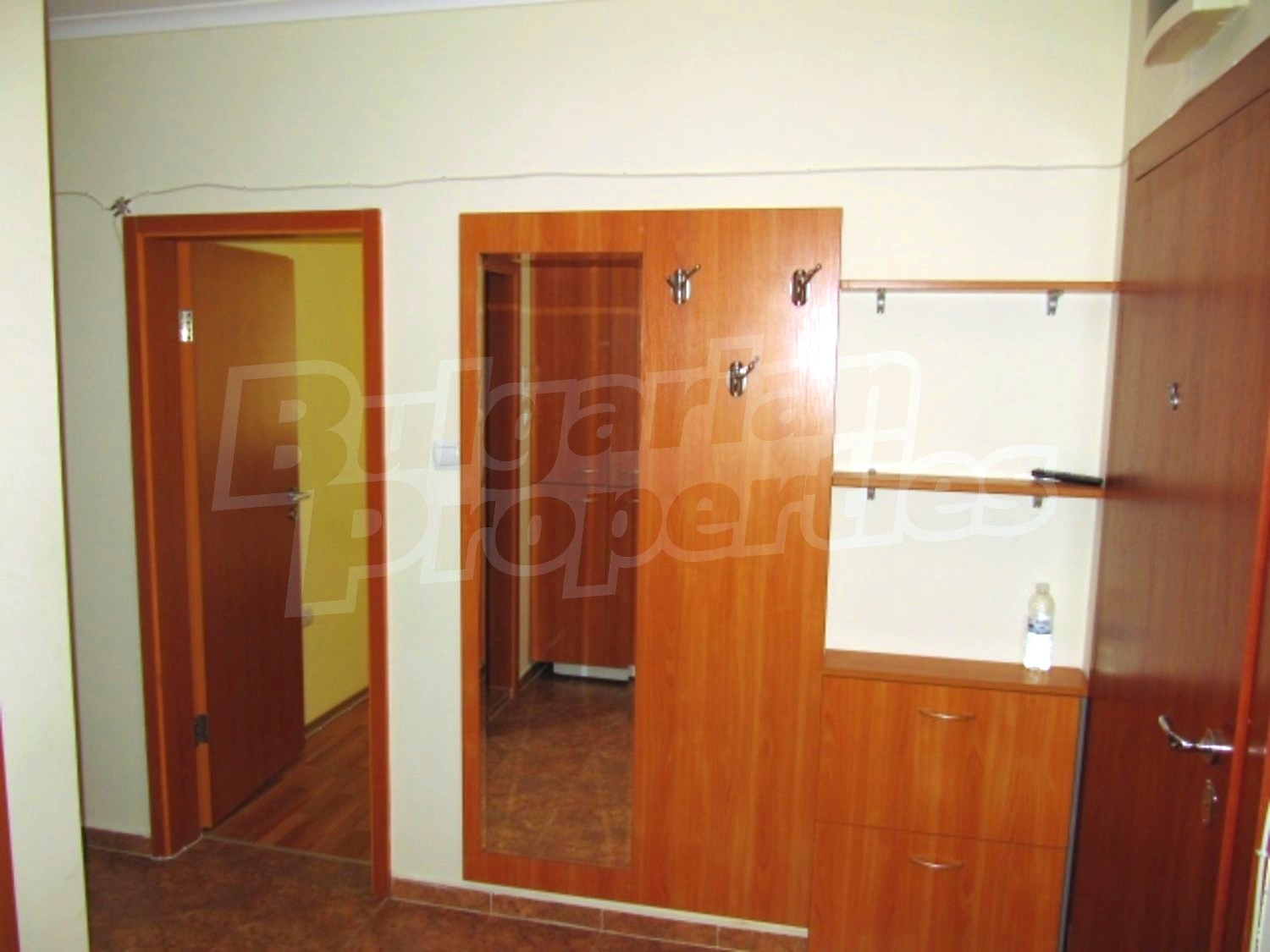 Gallery Picture 9